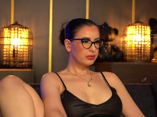 KellyKent's BongaCams show and profile