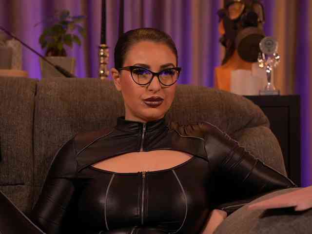 free sex chatroom KellyKent