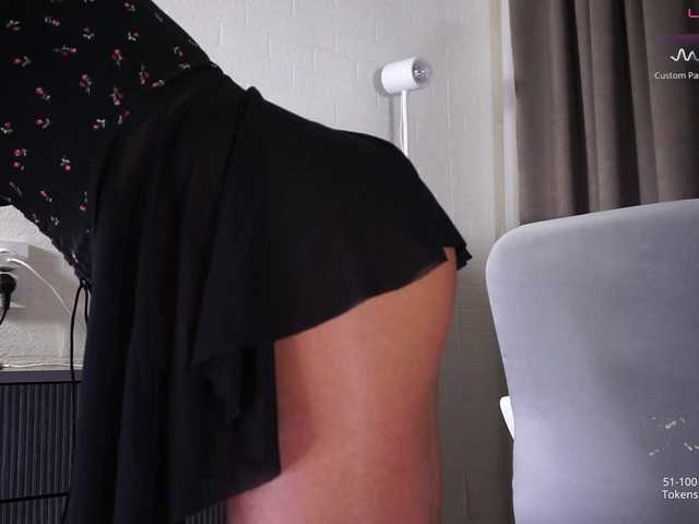 Amina-Key's BongaCams show and profile