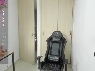 AuroraAMOUR Porn Show