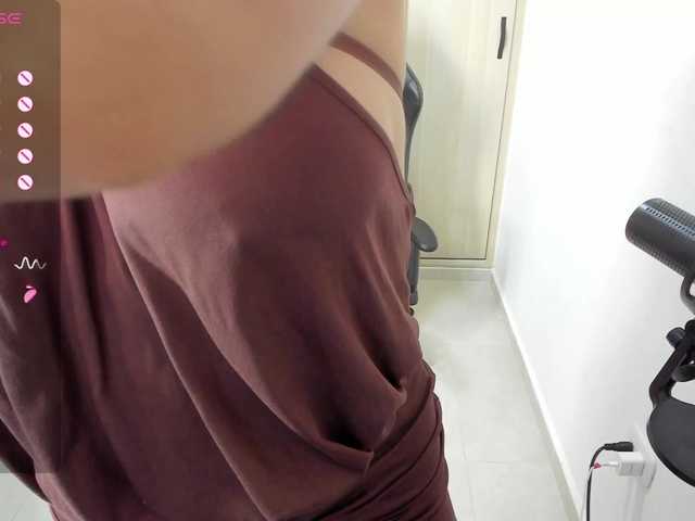 Andylovense's BongaCams show and profile