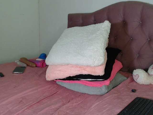 LINDA599 webcam bongacams model stream image