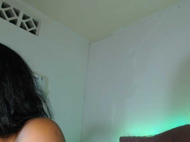 LINDA599's BongaCams show and profile