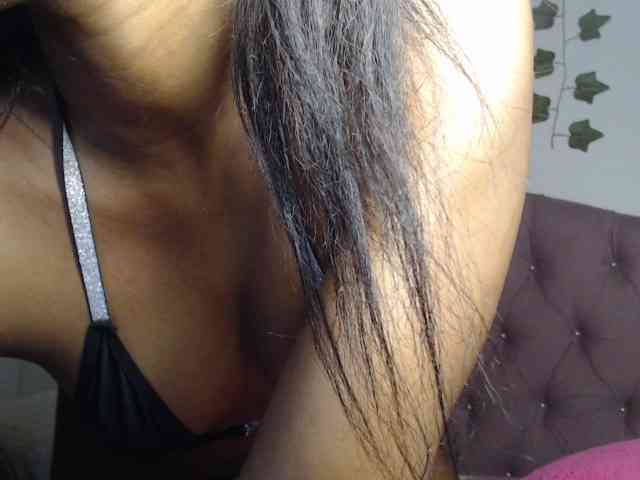 LINDA599 webcam