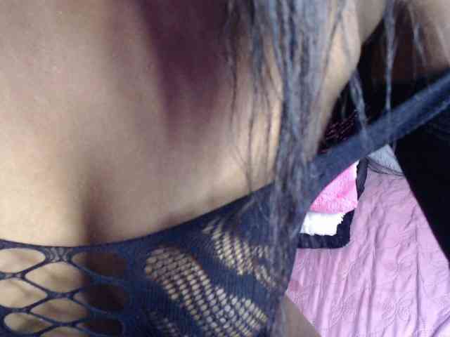 LINDA599 webcam