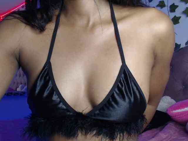 LINDA599 webcam