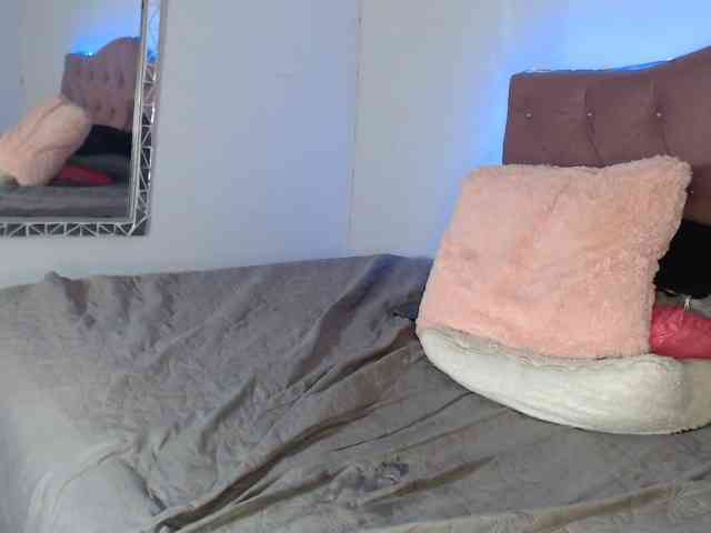 LINDA599 webcam