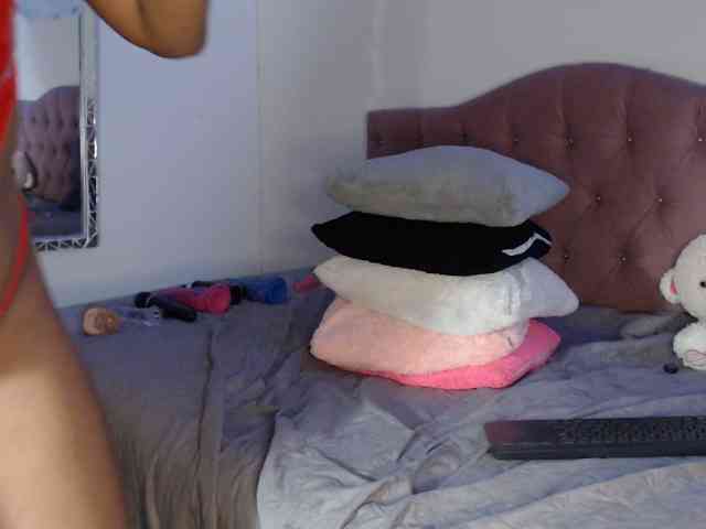 LINDA599 webcam