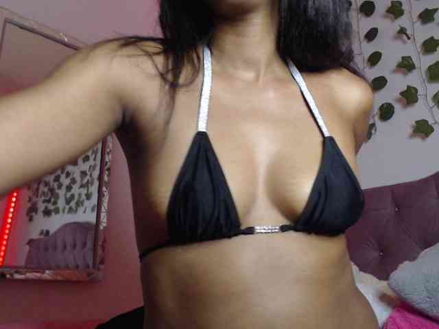 LINDA599 webcam