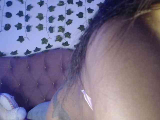 LINDA599 webcam