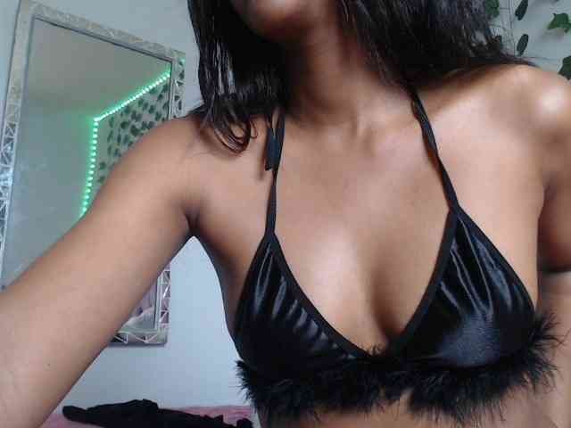 LINDA599 webcam