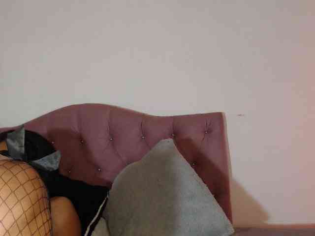 LINDA599 webcam