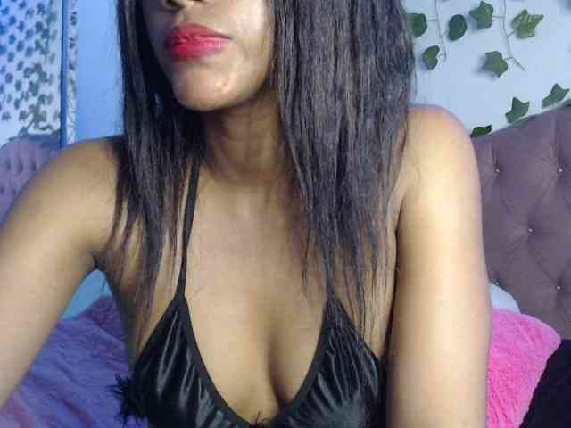 LINDA599 webcam