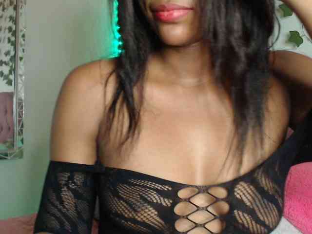 LINDA599 webcam