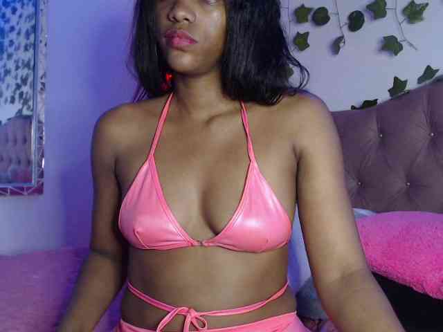 LINDA599 webcam