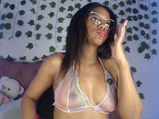 LINDA599 webcam