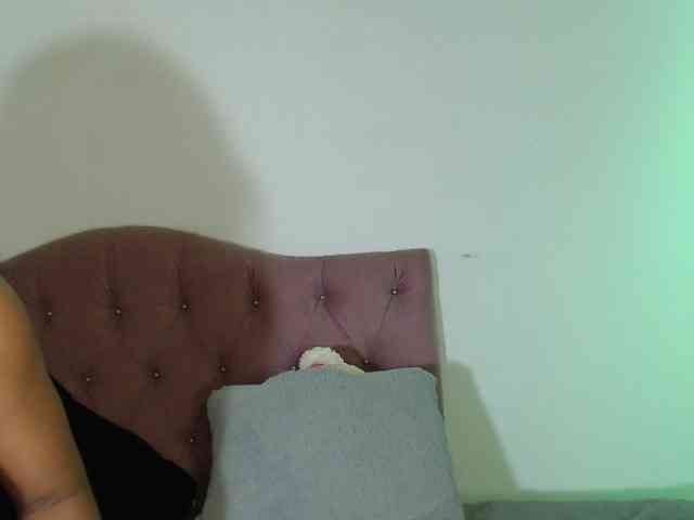 LINDA599 webcam