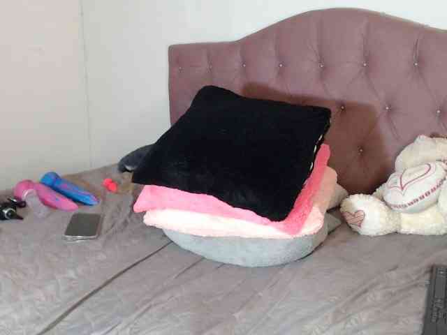 LINDA599 webcam