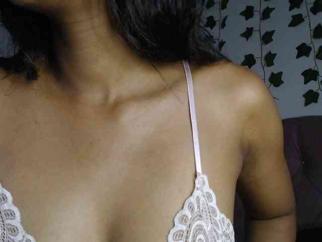 LINDA599 webcam
