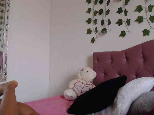 LINDA599 webcam
