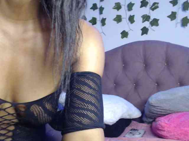 LINDA599 webcam