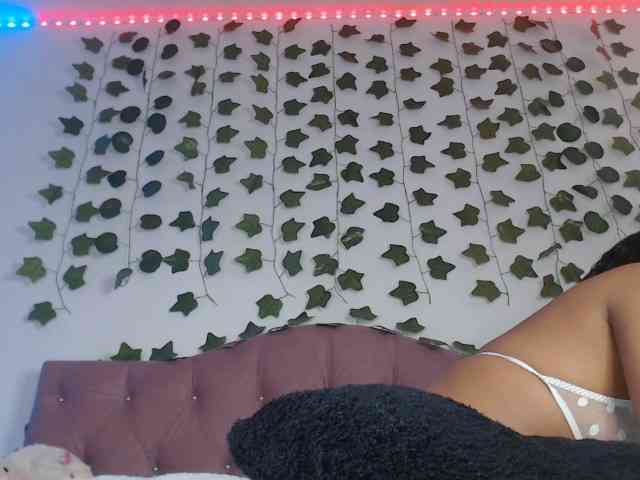 LINDA599 webcam