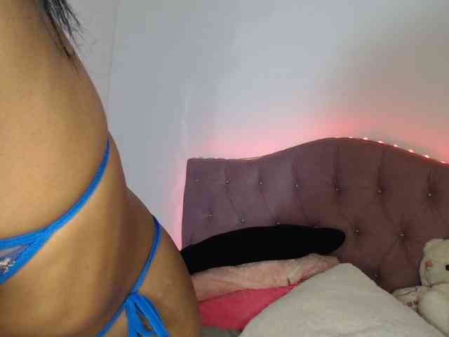 LINDA599 webcam
