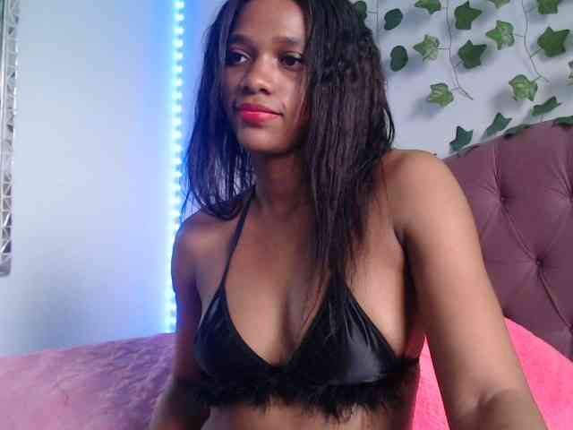 LINDA599 webcam