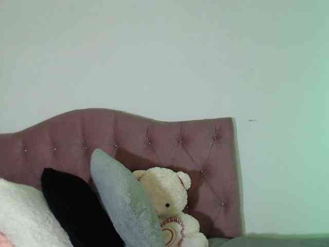 LINDA599 webcam