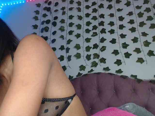 LINDA599 webcam