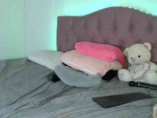 LINDA599 webcam