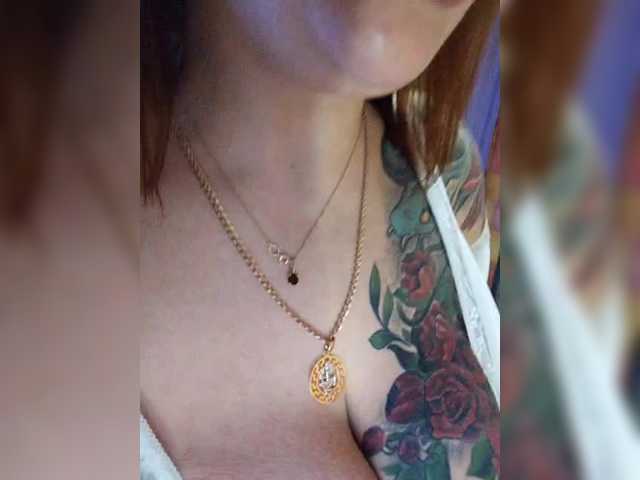 Pishechka2's BongaCams show and profile