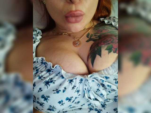 Pishechka2's BongaCams show and profile