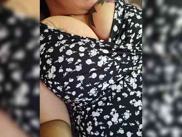 Pishechka2 Live Webcam on BongaCams
