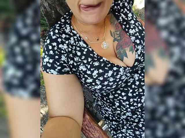 Pishechka2 Live Webcam on BongaCams