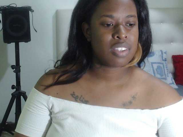 Nathaly's BongaCams show and profile