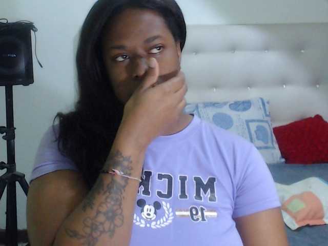 Nathaly webcam bongacams model stream image