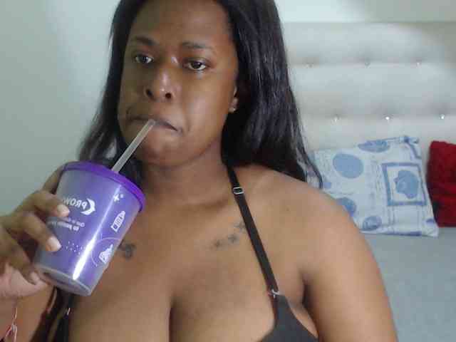 Nathaly webcam