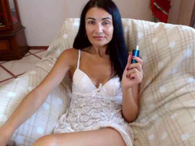 7185-Karina webcam