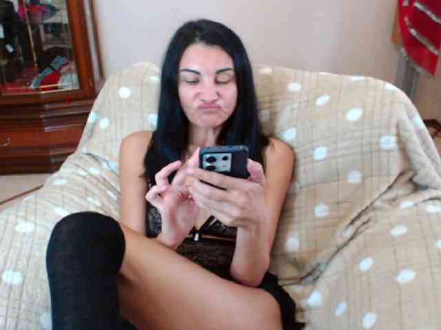 7185-Karina webcam