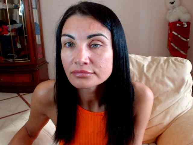 7185-Karina webcam