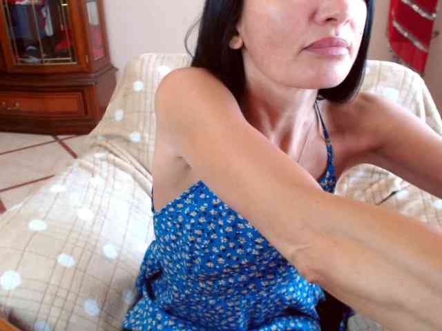 Karina8571 Live Webcam on BongaCams