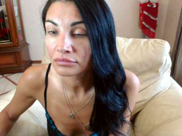 7185-Karina webcam