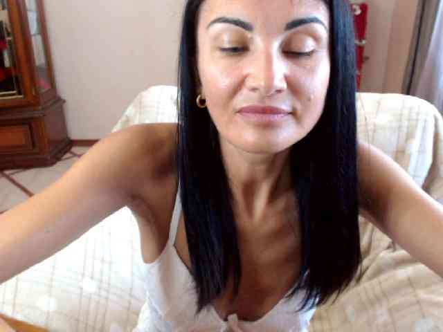 7185-Karina webcam