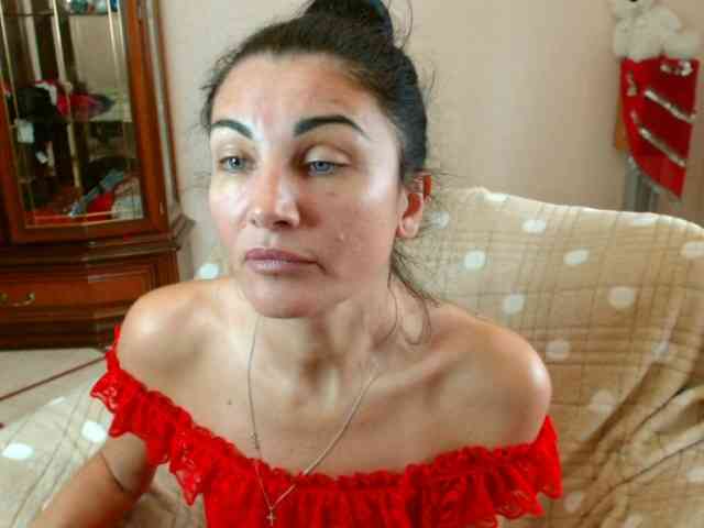 7185-Karina webcam