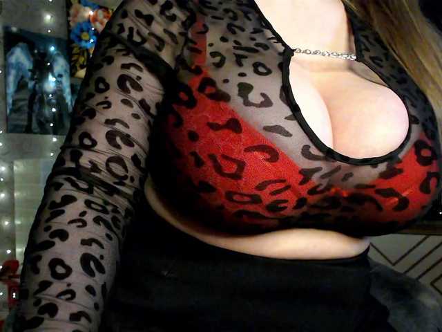 Viki-tiki-tak's BongaCams show and profile