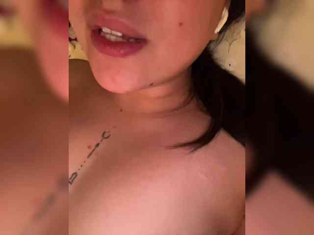 marsandvenera Live Webcam on BongaCams