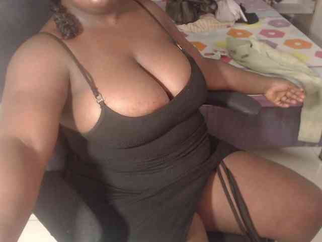 EbonySexxx webcam