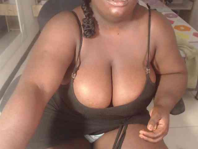 EbonySexxx webcam