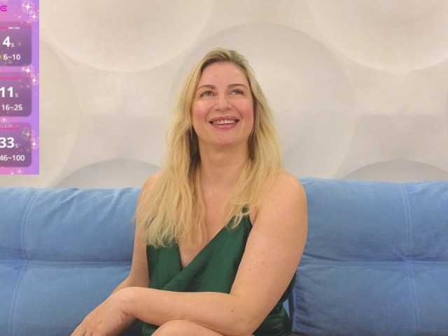 Murenza's BongaCams show and profile